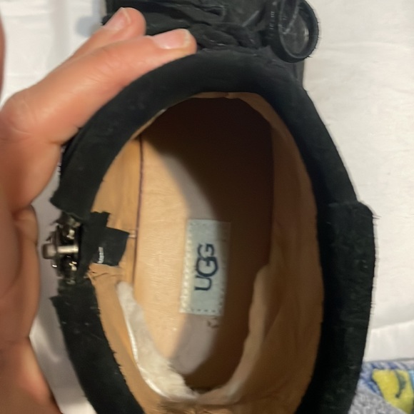 EUC Ugg Moccasins 7 - Picture 4 of 8